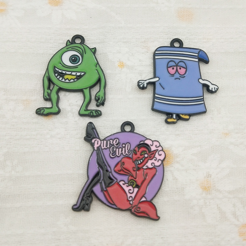 Anime Merchandise For Sale - 10 個漫画南国風デコレーションかわいい合金ペンダントアニメフィギュア DIY クリエイティブファッションジュエリーアクセサリーギフト